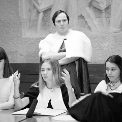 Elisabeth Stuck INS CHORGERICHT? NIE WIEDER! Rathaus Bern 2017