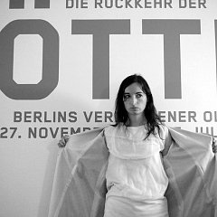 WOHIN MIT DEN GÖTTERN? Pergamonmuseum Berlin 2009