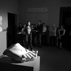 WOHIN MIT DEN GÖTTERN? Pergamonmuseum Berlin 2009
