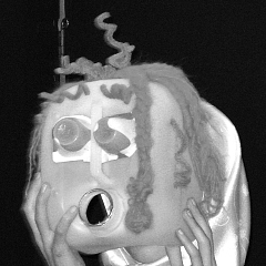 HELMHOLTZ-OPER AUF DER SUCHE NACH DER EIGENEN IDENTITÄT Hermann-von-Helmholtz-Schule Berlin-Neukölln  2007 /2008