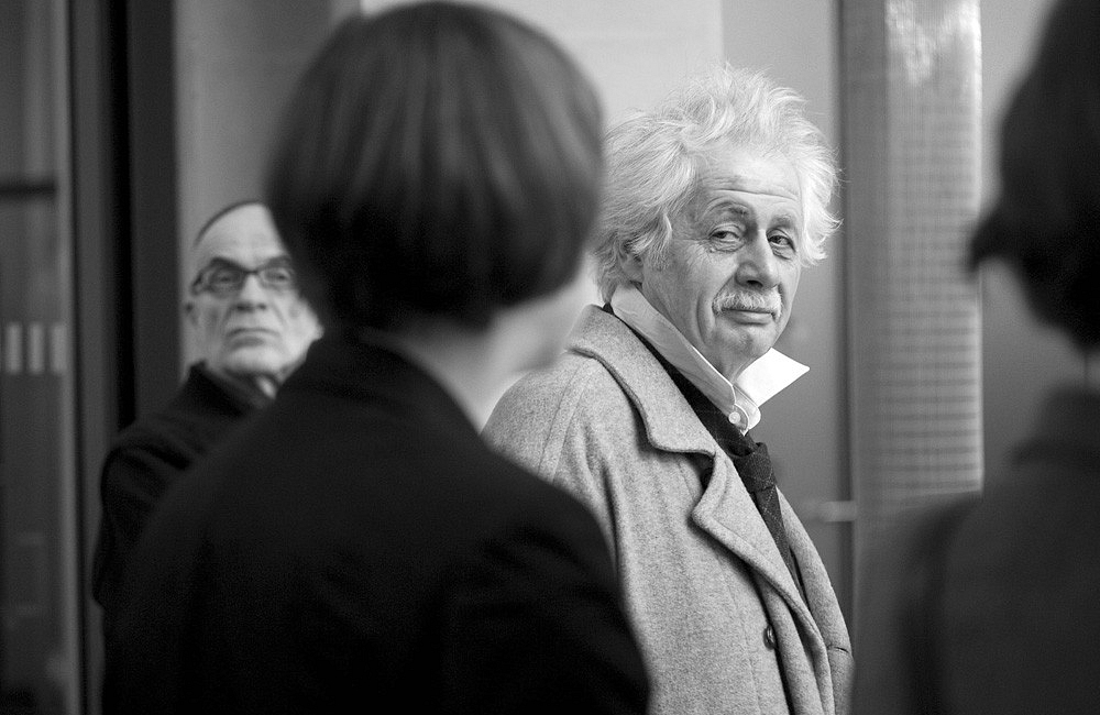 SALON SOPHIE CHARLOTTE 2010 - FLUCHT VOR DEM STAUNEN? Berlin-Brandenburgische Akademie der Wissenschaften in Kooperation mit dem Maxim Gorki Theater Berlin und der UDK Berlin