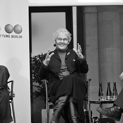 SALON SOPHIE CHARLOTTE 2010 - FLUCHT VOR DEM STAUNEN? Berlin-Brandenburgische Akademie der Wissenschaften in Kooperation mit dem Maxim Gorki Theater Berlin und der UDK Berlin