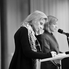 SALON SOPHIE CHARLOTTE 2010 - FLUCHT VOR DEM STAUNEN? Berlin-Brandenburgische Akademie der Wissenschaften in Kooperation mit dem Maxim Gorki Theater Berlin und der UDK Berlin