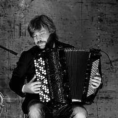 Eröffnung AUF DEN GLEISEN TRIO LACCASAX Stellwerk Basel 2015