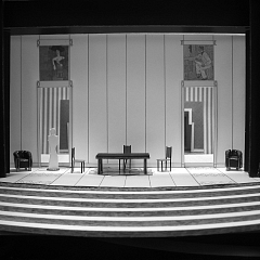 Thomas Bernhard RITTER, DENE, VOSS Theater Baden-Baden 2006