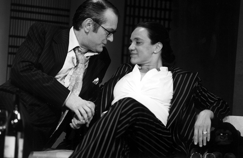 Yasmina Reza DREI MAL LEBEN Staatstheater Nürnberg 2003