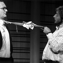 Yasmina Reza DREI MAL LEBEN Staatstheater Nürnberg 2003
