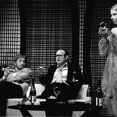 Yasmina Reza DREI MAL LEBEN Staatstheater Nürnberg 2003
