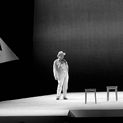 Botho Strauß UNERWARTETE RÜCKKEHR Stadttheater Bern 2004