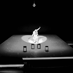 Botho Strauß UNERWARTETE RÜCKKEHR Stadttheater Bern 2004