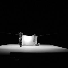 Botho Strauß UNERWARTETE RÜCKKEHR Stadttheater Bern 2004