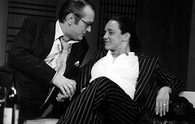 Yasmina Reza DREI MAL LEBEN Staatstheater Nürnberg 2003